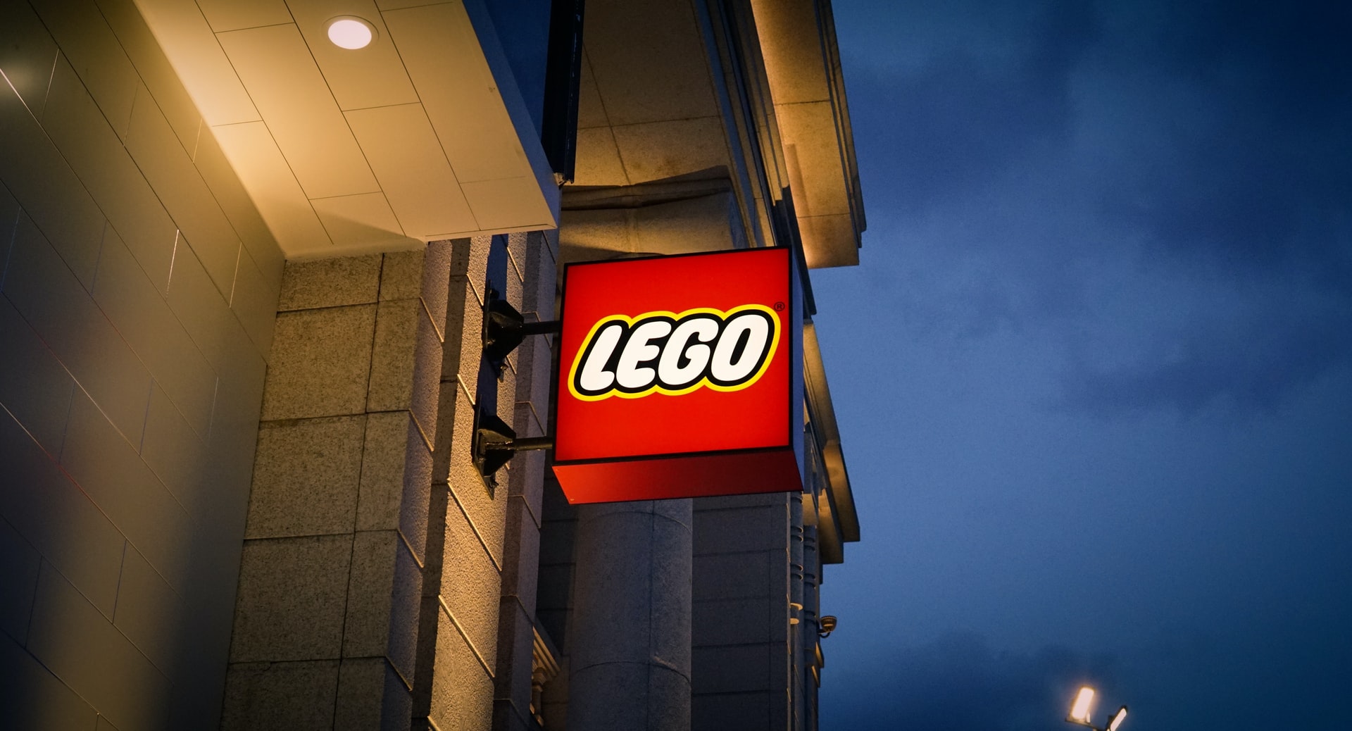 lego_brand